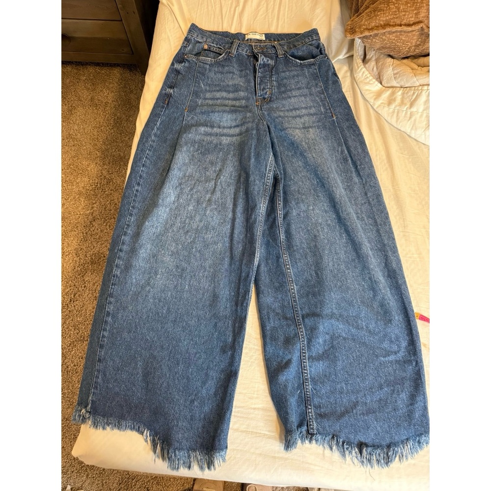 We The Free Blue Wide Leg Jeans - Picture 4 of 4